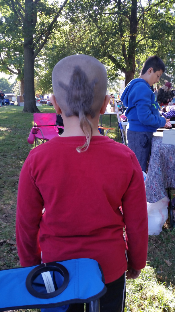 Look mom dad cut my hair