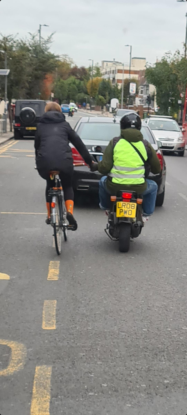 Love knows no bounds and doesnt give a shit about the highway code