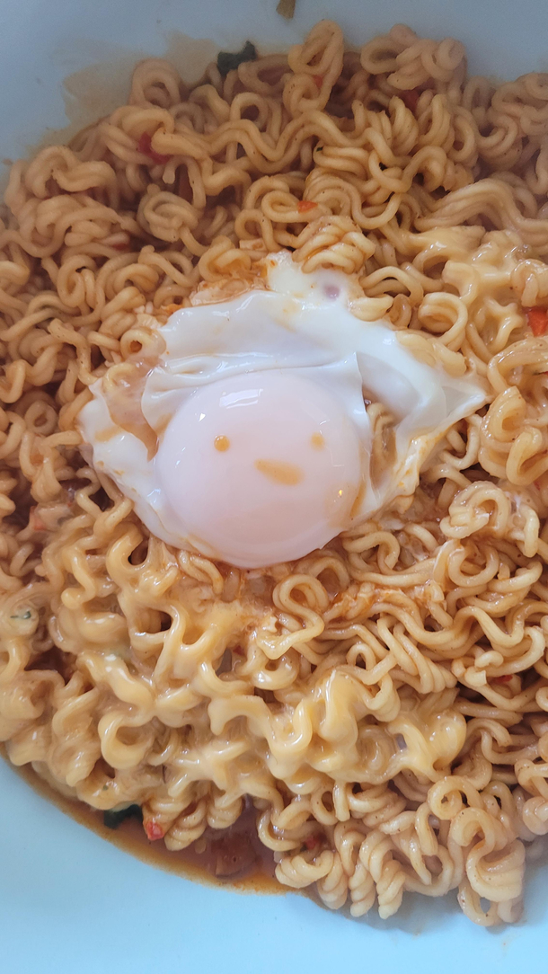 Make egg is making at face at me