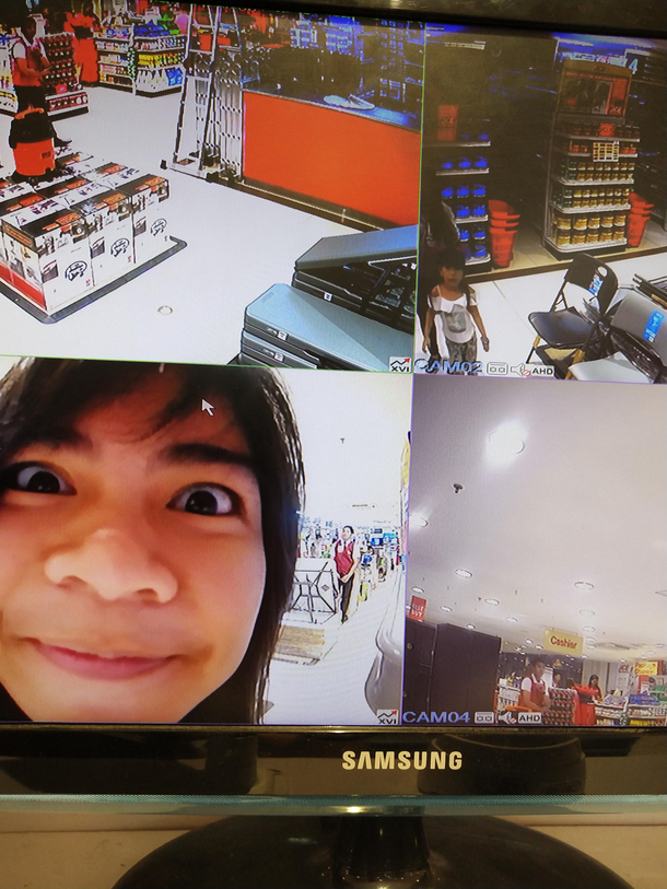Me Hey a CCTV camera - Also me 