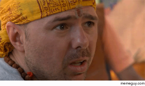 MRW I see someone doing crossfit pullups