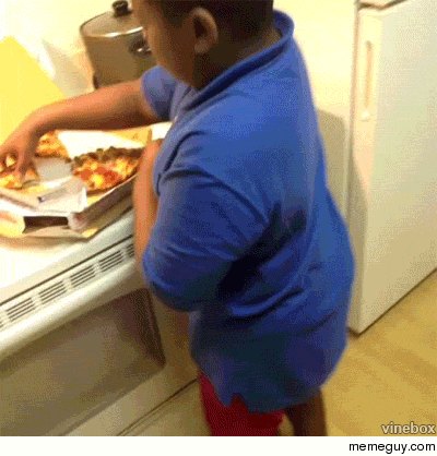 MRW mom brings home pizza