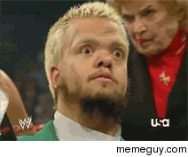 MRW the cashier at Chipotle forgets to ring up the guac on my order