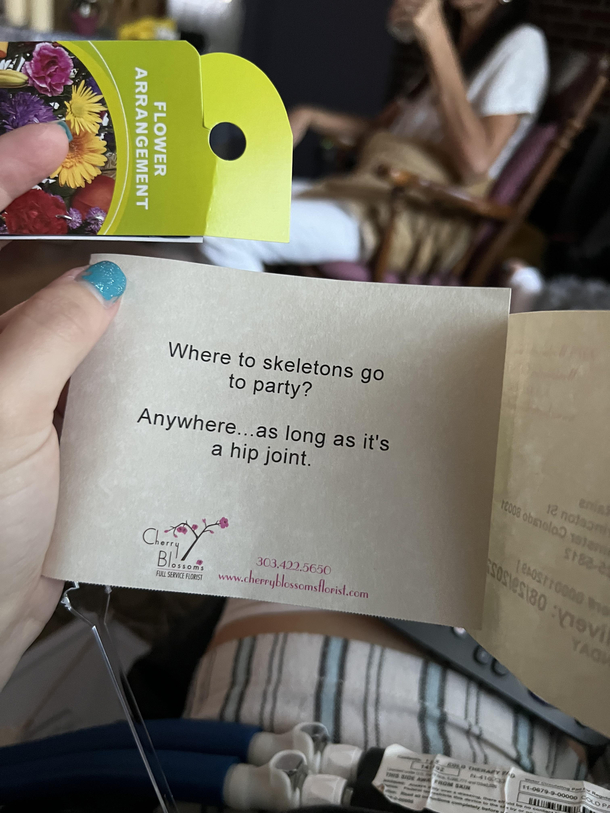My best friend sent me flowers after surgery and this was the note she included
