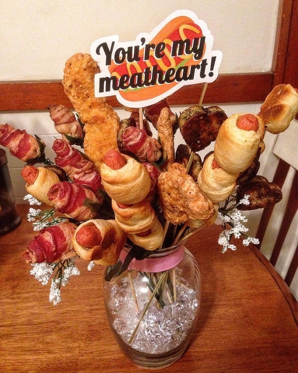 My brother made this for his GF on v-day