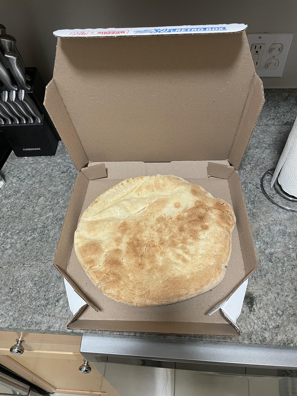 My brother ordered a plain pizza right before they closed and didnt leave a tip