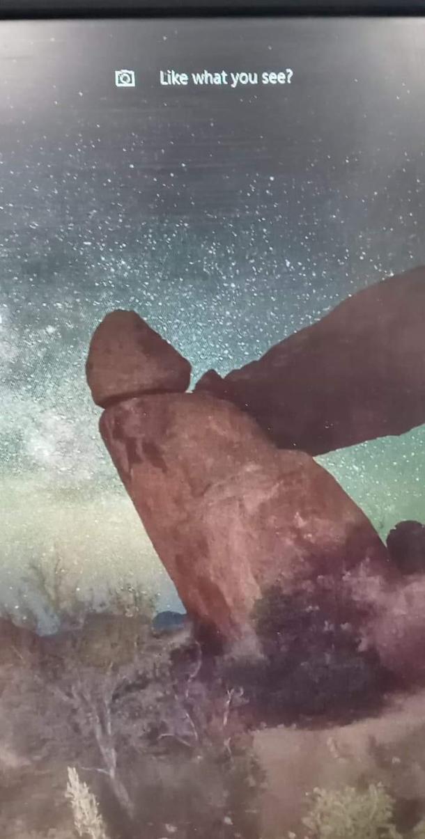 My computer decided to shoot its shot today with an interesting screensaver