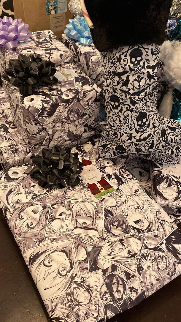 My Dad thought he was wrapping my gifts in cool Manga paper