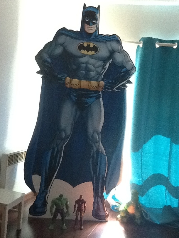 My daughter didnt feel safe in the new house so we added some security in her room