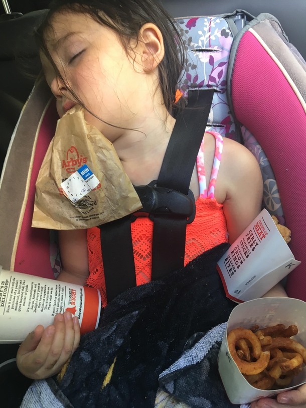 My daughter kept having me pass her food as I was driving This is what I saw when we got home