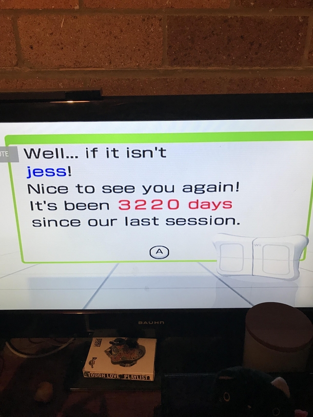 My fianc just plugged in her Wii for the first time in a while