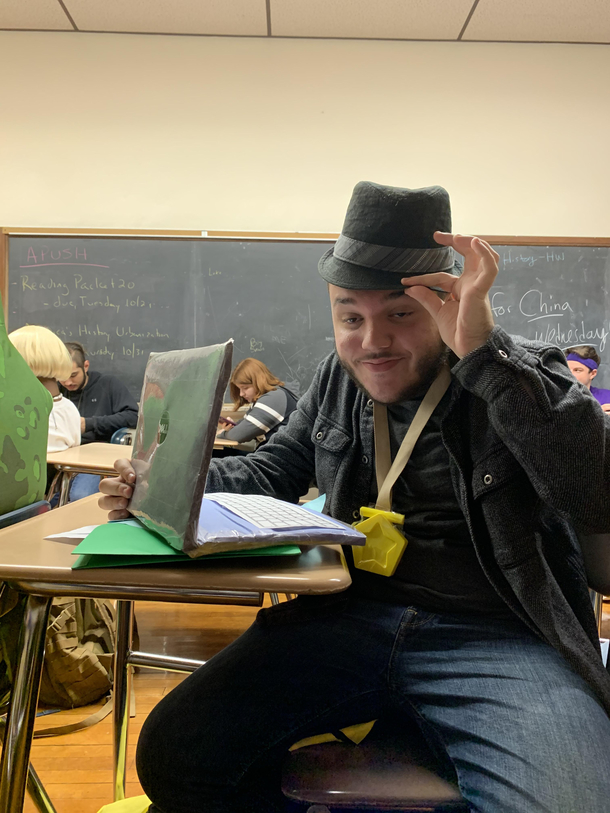 My friend dressed up as a peak Redditor