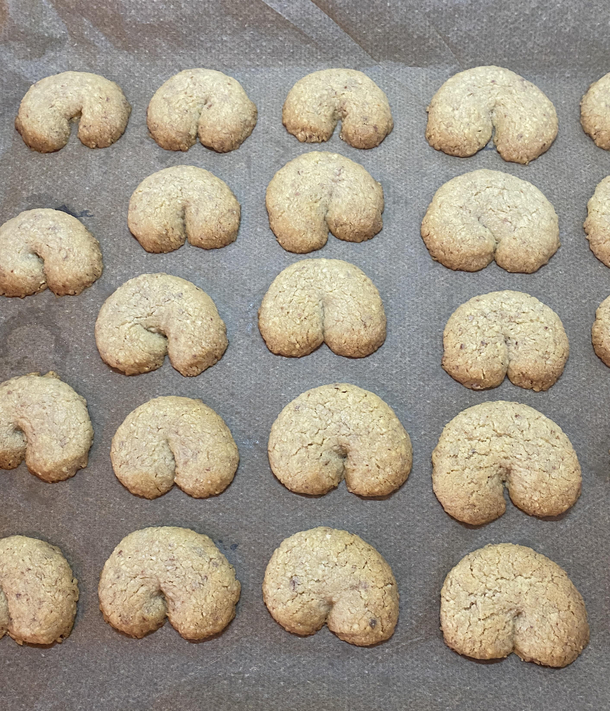 My girlfriend made a batch of Christmas butts