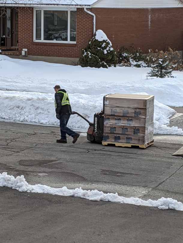 My neighbours just got a massive delivery of girl guide cookies today Either Im going to have to befriend them or break into their garage