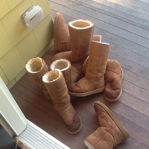 My sister has friends over