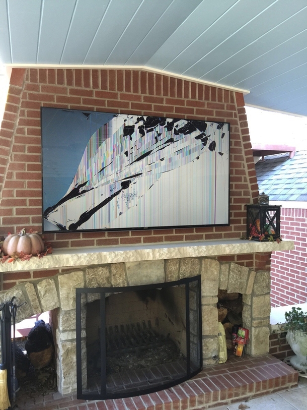 My uncle is out of town for a month and just got a new TV Perfect opportunity for a little photoshop prank He bought it