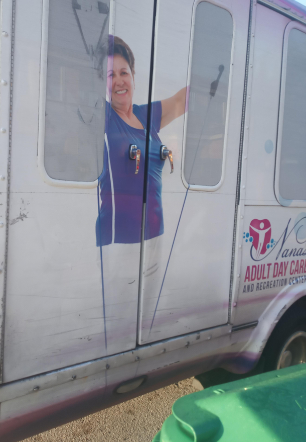Nanas bus is here