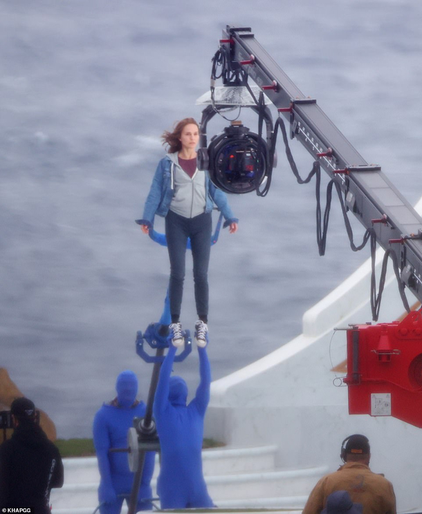 New set photo from Thor Love and Thunder is absolutely ridiculous