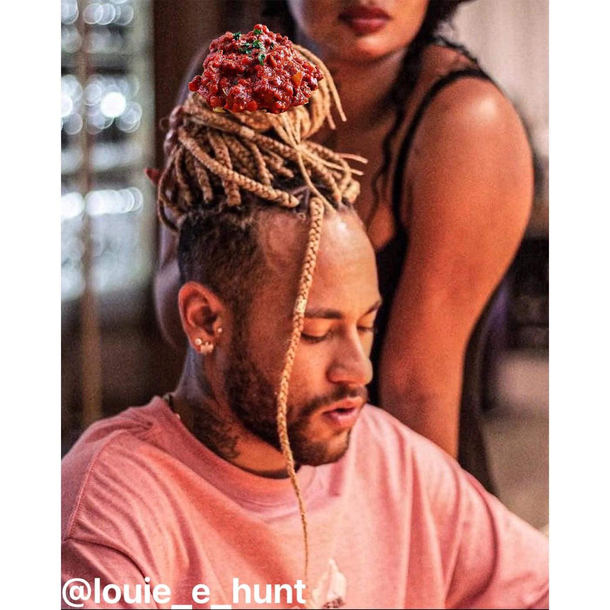 Neymar has gone all in for the Bolognese look
