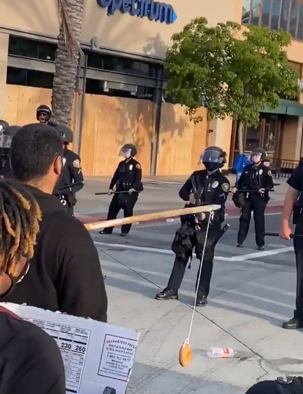 No justice no donut