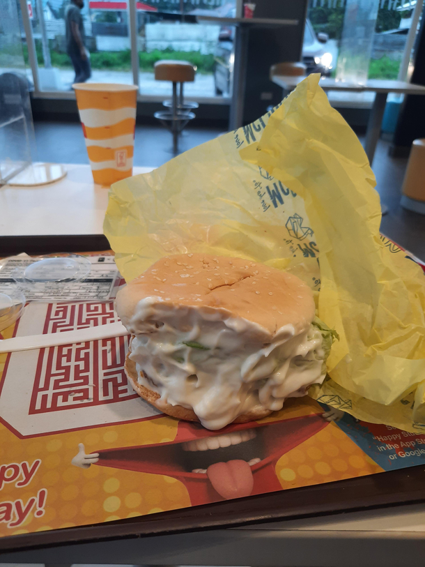 Ordered extra mayo at McDonalds they give me a McCumshot