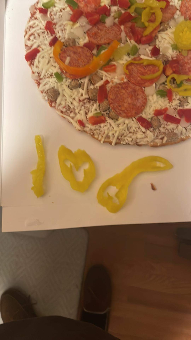Our peppers had a message lolllll