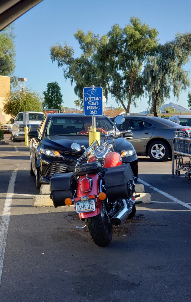 Phoenix Arizona- probably not safe to ride a motorcycle while pregnant
