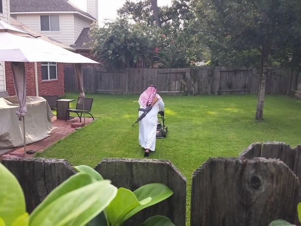 Pic #1 - My friend posted this on Facebook My neighbor is acting a little strange Should I be concerned