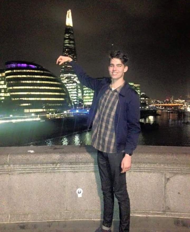 Pic #1 - My friend tried to hold some famous landmarks in his fingers