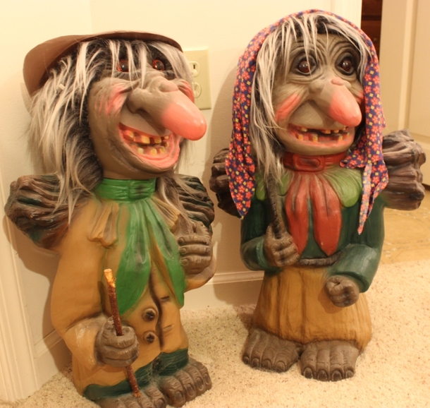 Pic #1 - When I was a kid my dad told me they came alive at night Reddit I give you my childhood nightmare