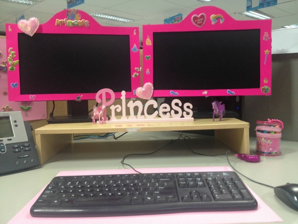 Pic #1 - Workmate is away fixed his desk all pretty