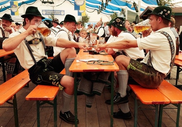 Pic #2 - Bavarian Finger Wrestling is a thing