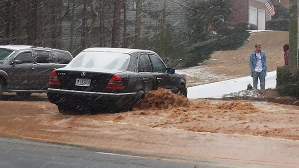 Pic #2 - When an inch of snow falls in Georgia