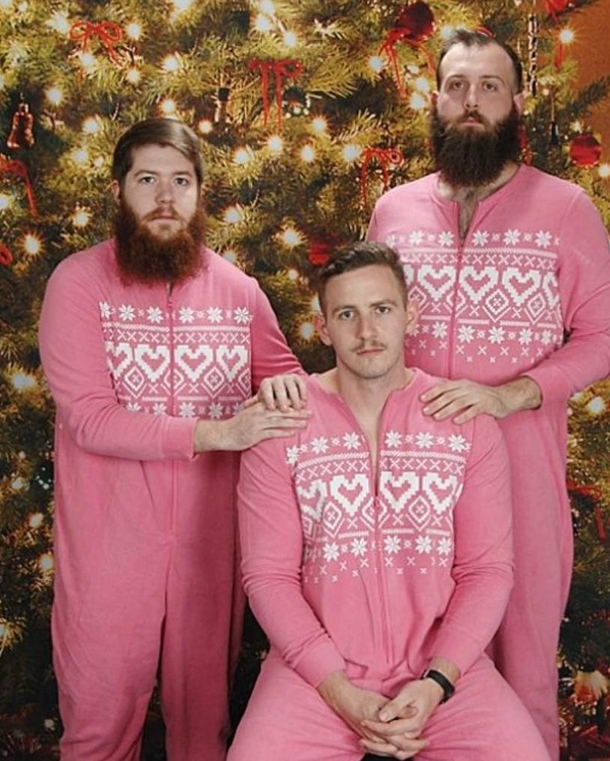 Pic #3 - Every year my friend and I do Xmas portraits