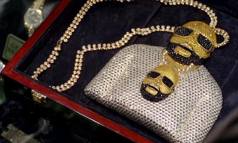 Pic #4 - Rick Ross and his chains