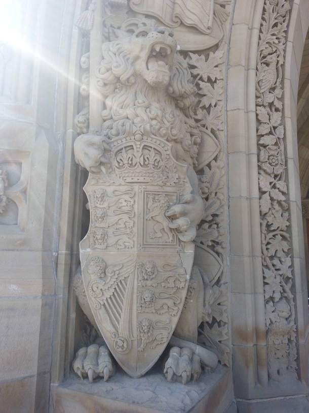 Pic #4 - The sacred guardians of the Parliament of Canada