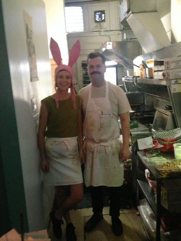 Pic #4 - This hotdog place dressed up like Bobs Burgers for Halloween