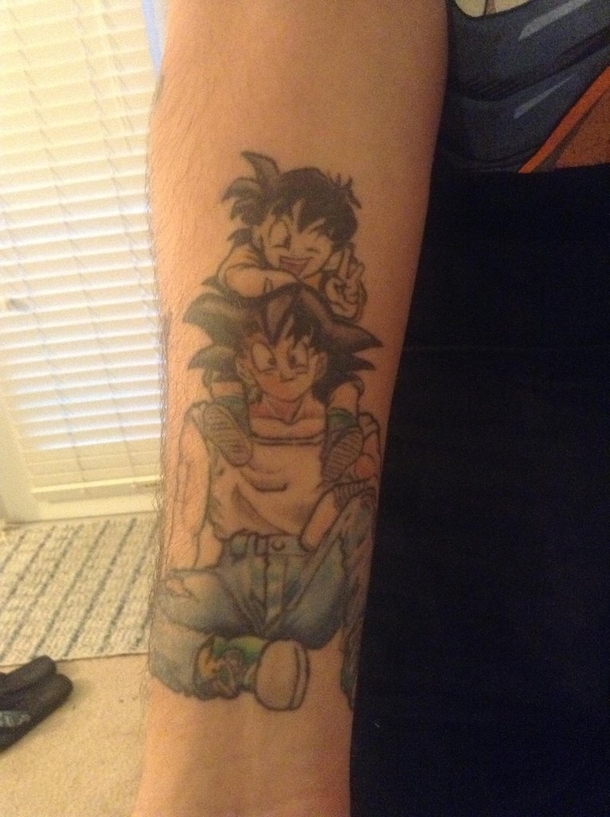 Pic #5 - Ill see your Dragonball Z virgin armor t-shirt and raise you Me