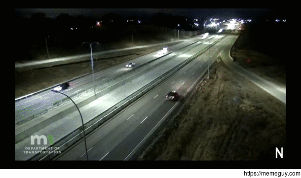 Plane lands on I-W in Minneapolis last night No injuries