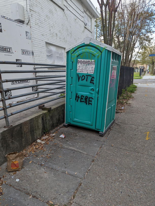 port-o-potty found in NOLA