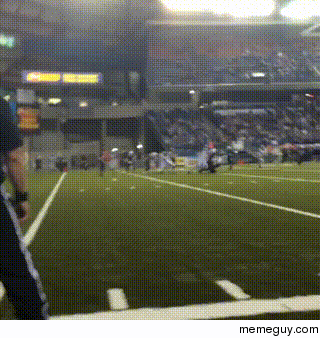 QB Flips For TD in WA State Title Game