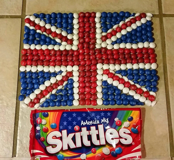 Quick  The Americans are awake  Show your patriotism to the glorious British Empire