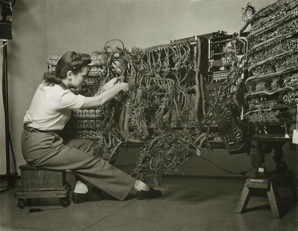 Reddit servers being fixed 