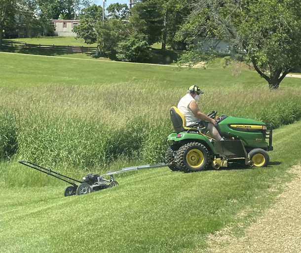 Riding lawnmowers blade broke so 