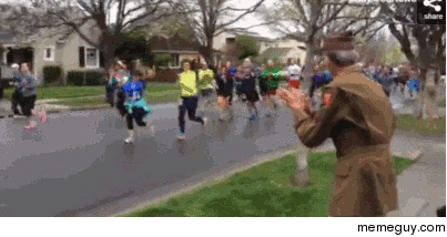 Runners Respect a Cheering Veteran