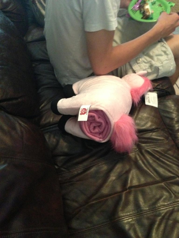 Saw this at a yo birthday party Doesnt look like they thought the design through very well