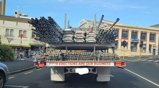 Scaffolding humor