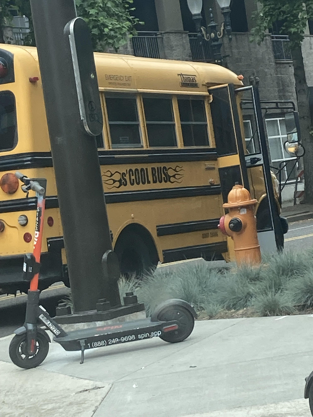 sCOOL BUS