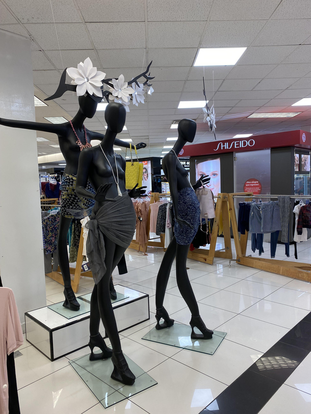 Sears preparing us for the aliens
