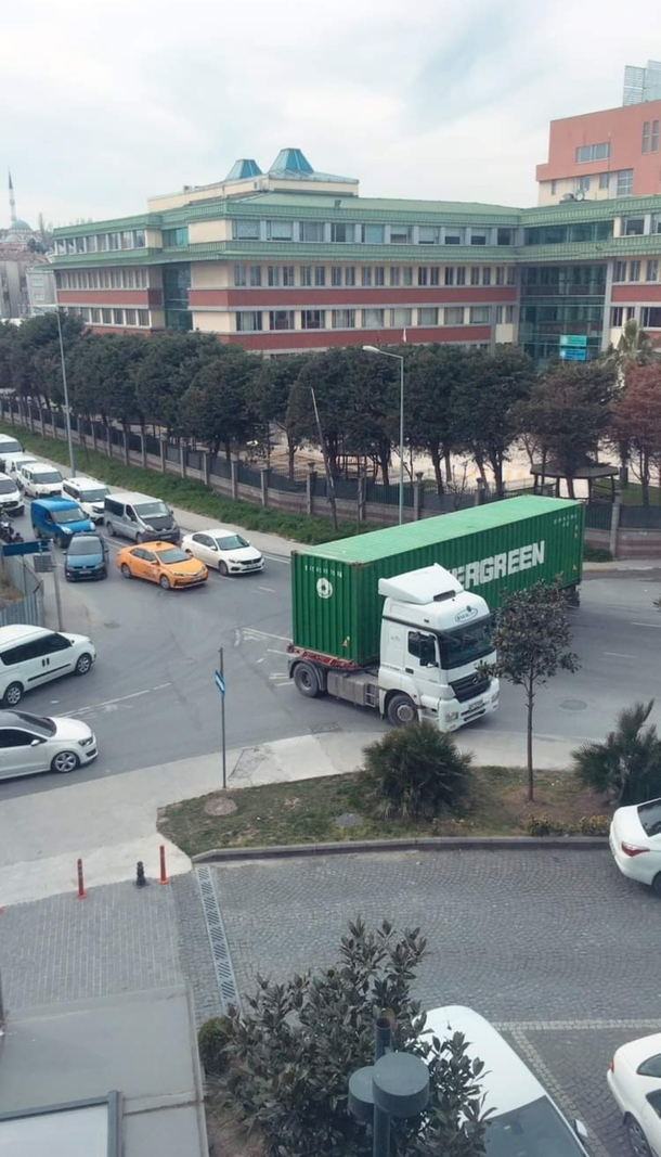 See who is blocking the road in Istanbul today